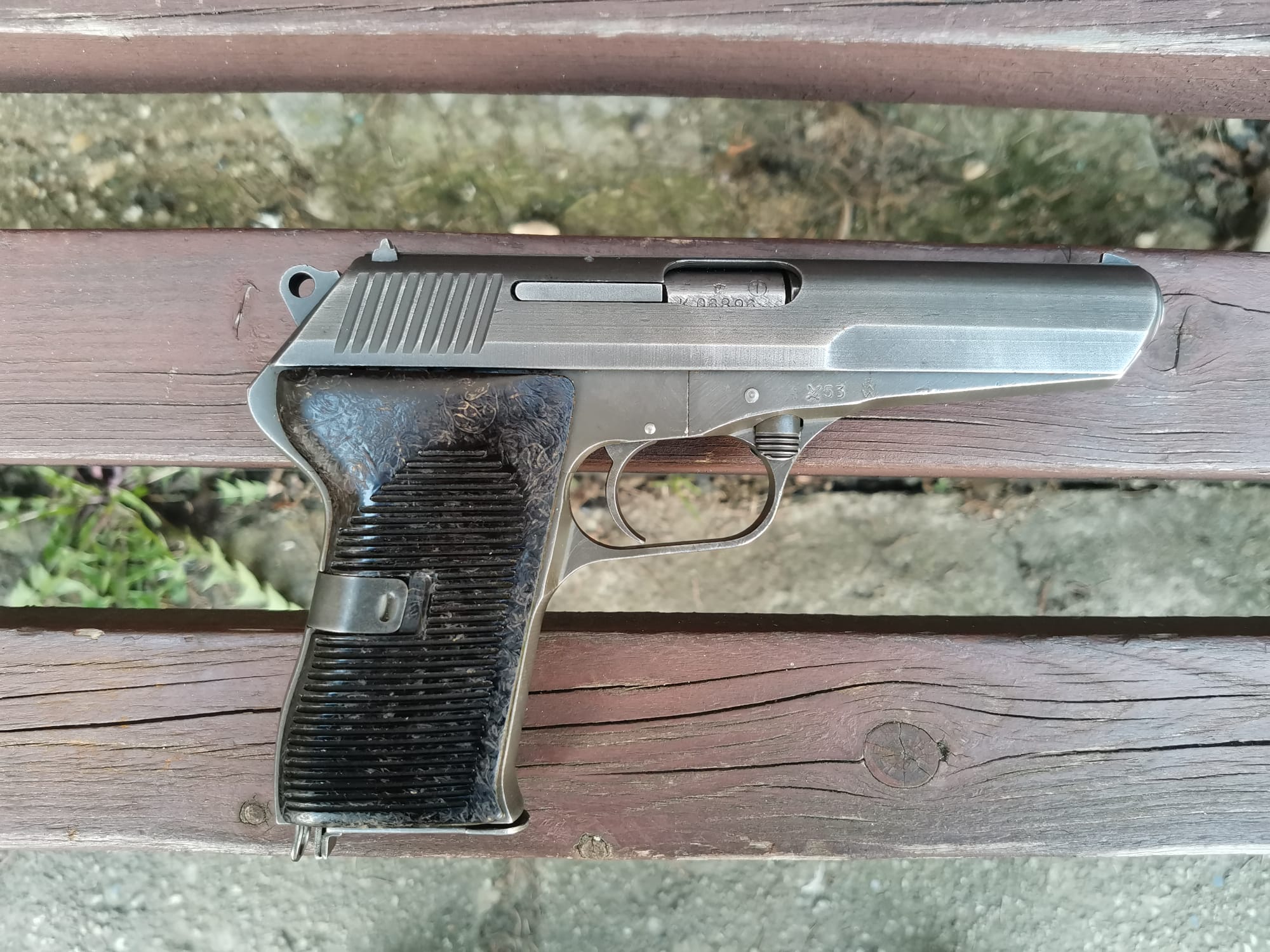 gun